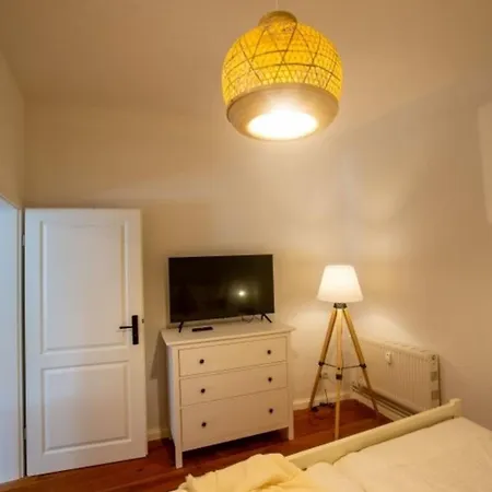 No2 Apartment *