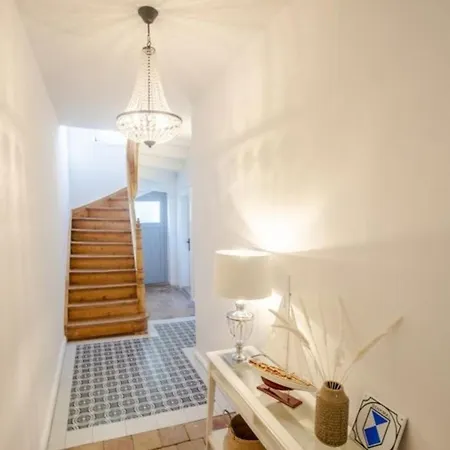 No2 Apartment